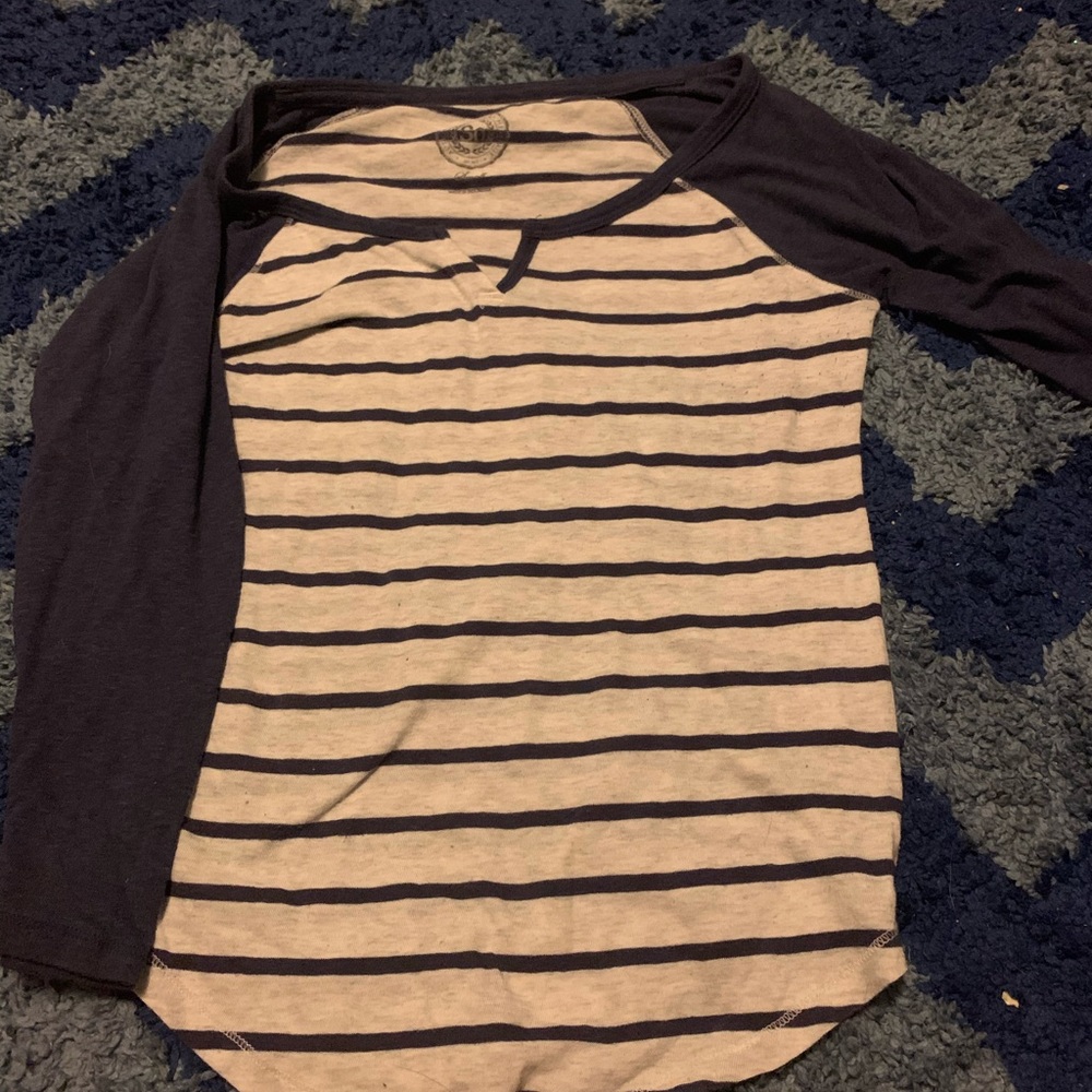 BLUE/WHITE LONG SLEEVE TOP